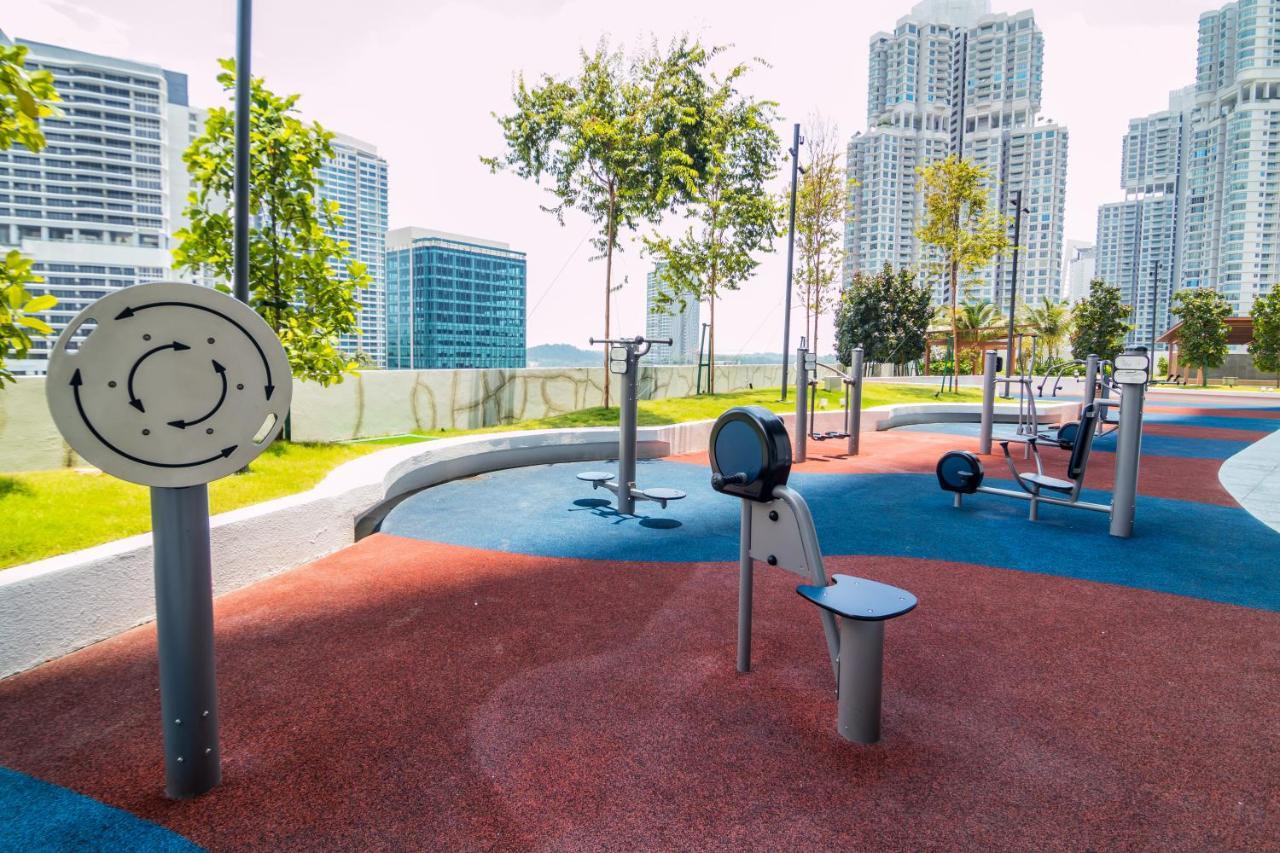 Almas Suites By Subhome Nusajaya  Εξωτερικό φωτογραφία