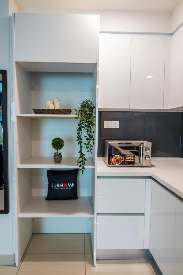 Almas Suites By Subhome Nusajaya  Εξωτερικό φωτογραφία