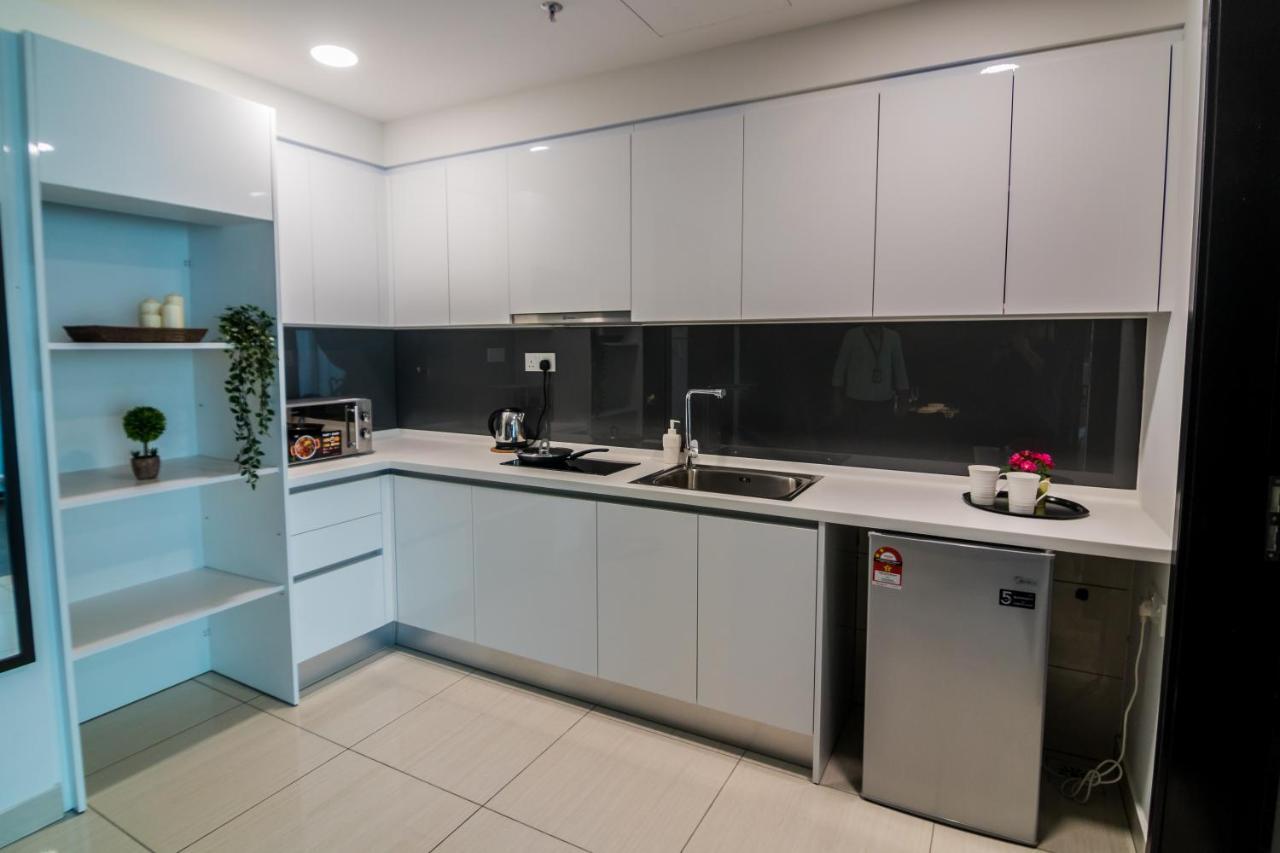 Almas Suites By Subhome Nusajaya  Εξωτερικό φωτογραφία